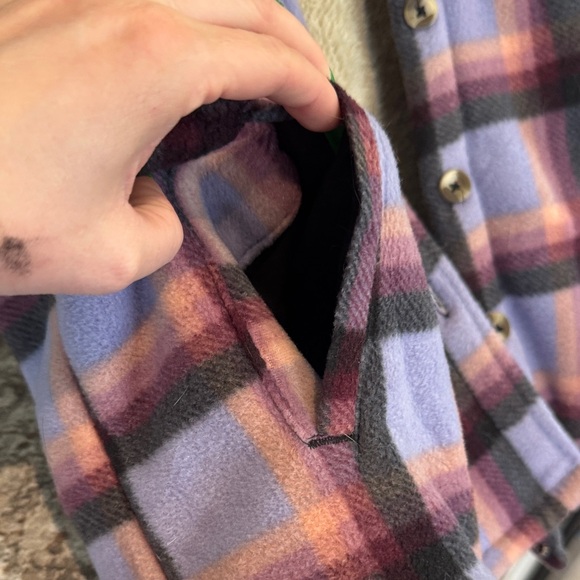 Plaid Sherpa-Lined Jacket - Picture 4 of 7